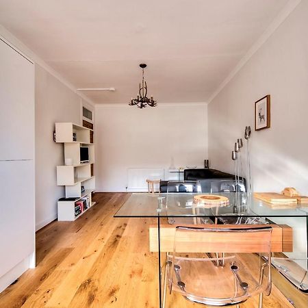 דירות אדינבורו Pass The Keys Modern 3 Bed Flat On The Historic Royal Mile מראה חיצוני תמונה