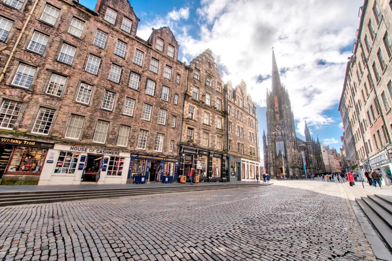 דירות אדינבורו Pass The Keys Modern 3 Bed Flat On The Historic Royal Mile מראה חיצוני תמונה