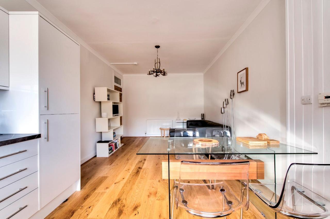 דירות אדינבורו Pass The Keys Modern 3 Bed Flat On The Historic Royal Mile מראה חיצוני תמונה