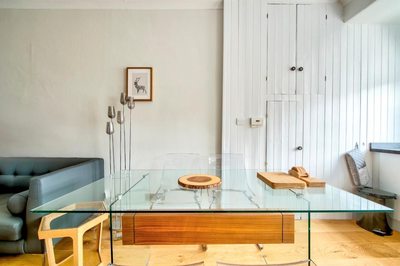 דירות אדינבורו Pass The Keys Modern 3 Bed Flat On The Historic Royal Mile מראה חיצוני תמונה
